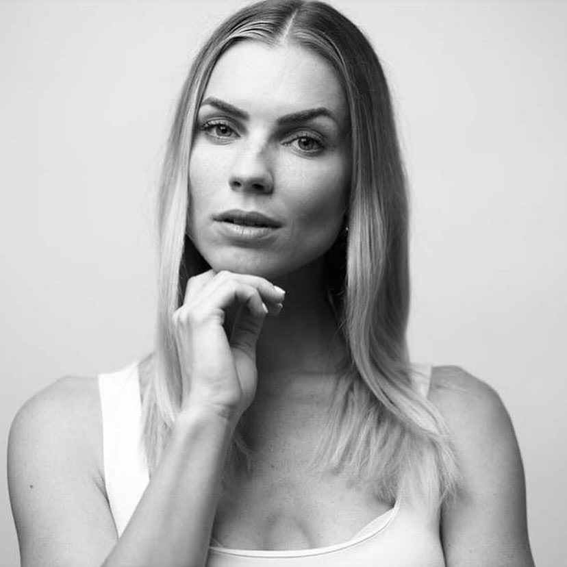Studio portrait with dramatic light